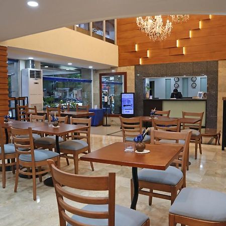 Fersal Hotel Malakas, קואזון סיטי מראה חיצוני תמונה