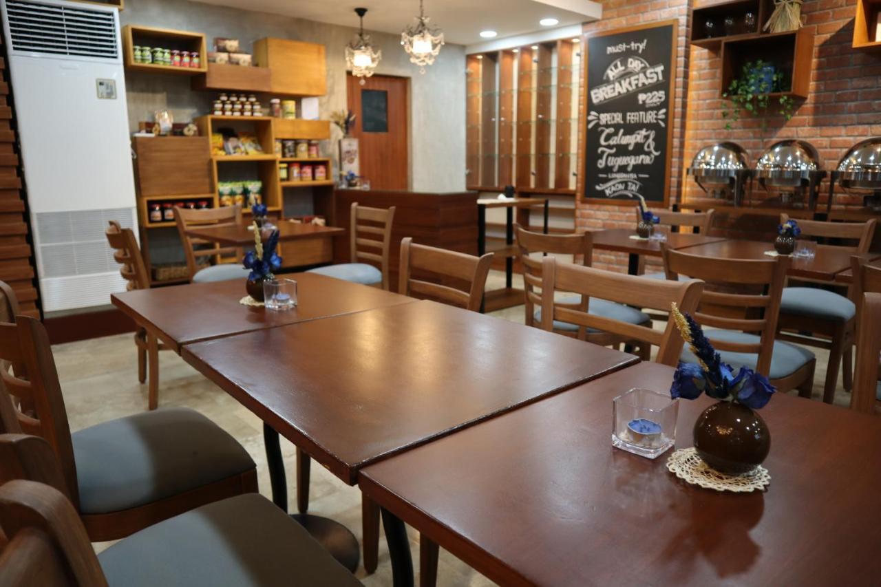 Fersal Hotel Malakas, קואזון סיטי מראה חיצוני תמונה