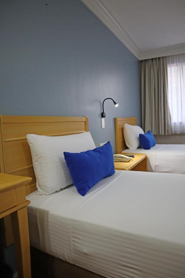 Fersal Hotel Malakas, קואזון סיטי מראה חיצוני תמונה