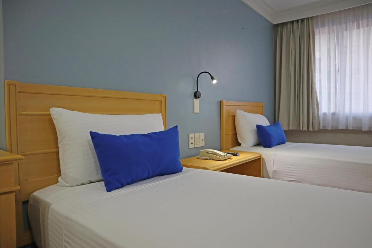 Fersal Hotel Malakas, קואזון סיטי מראה חיצוני תמונה