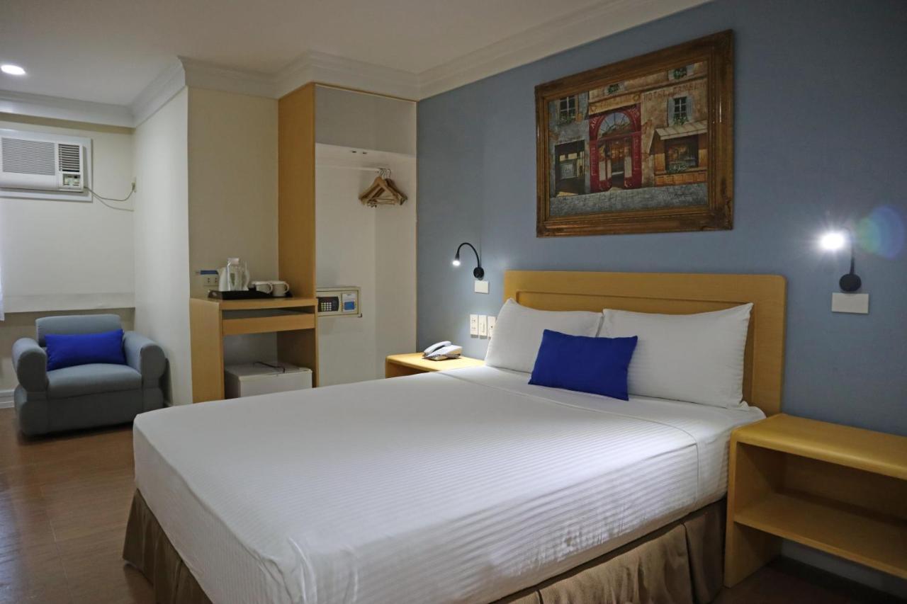 Fersal Hotel Malakas, קואזון סיטי מראה חיצוני תמונה