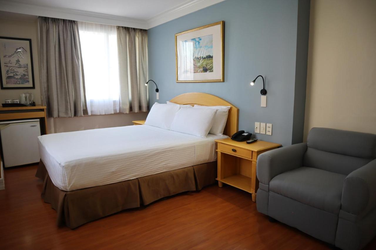 Fersal Hotel Malakas, קואזון סיטי מראה חיצוני תמונה