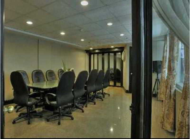 Fersal Hotel Malakas, קואזון סיטי מראה חיצוני תמונה