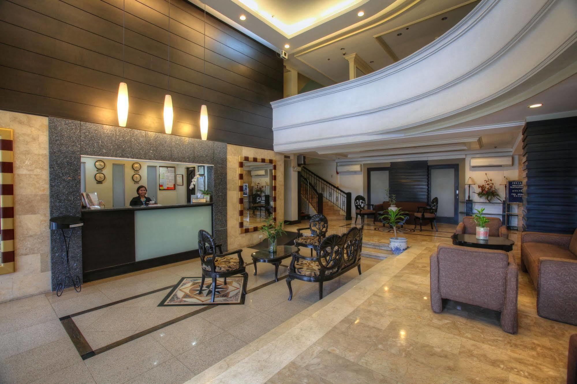 Fersal Hotel Malakas, קואזון סיטי מראה חיצוני תמונה