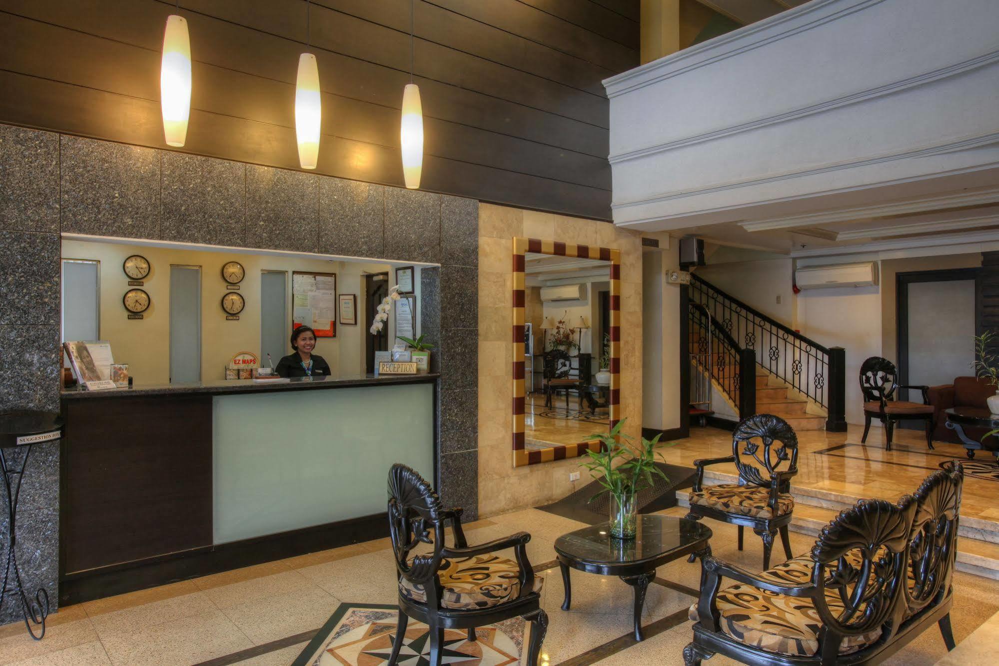 Fersal Hotel Malakas, קואזון סיטי מראה חיצוני תמונה